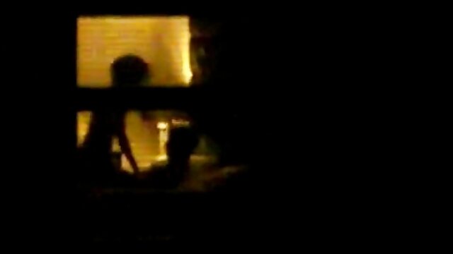 आश्चर्यजनक :  ट्याटू वेश्यालाई ठूलो डिकले जेलमा फसाउँदै वयस्क लागि चलचित्र 