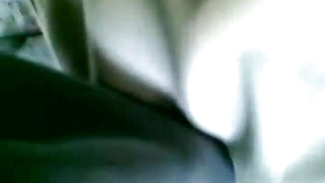 आश्चर्यजनक :  कलेज केटीले आफ्नो उत्तम स्तन र गधा देखाउँछ वयस्क लागि चलचित्र 